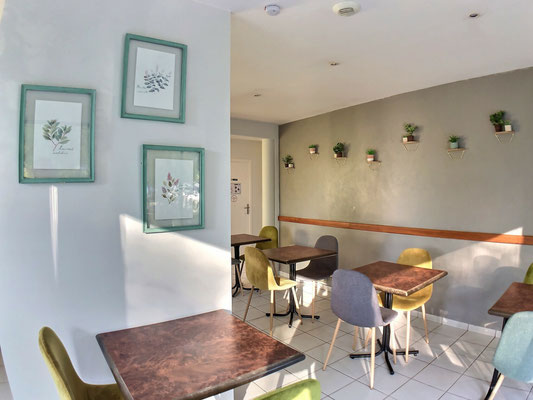 Cantine hotel du chateau et ses tables