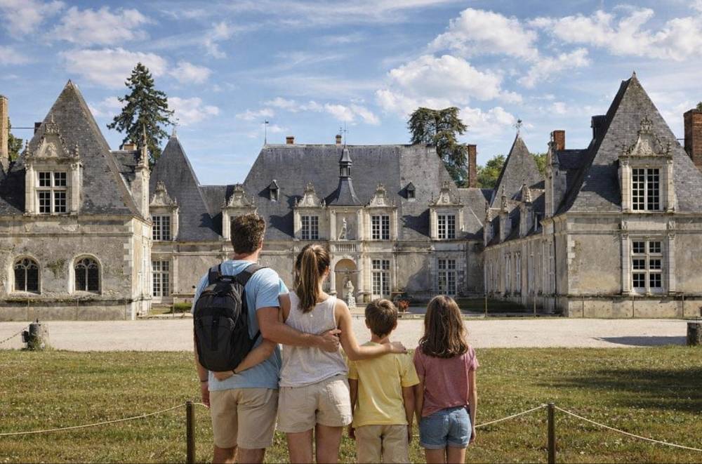 banniere chateau de villesavin famille en visite